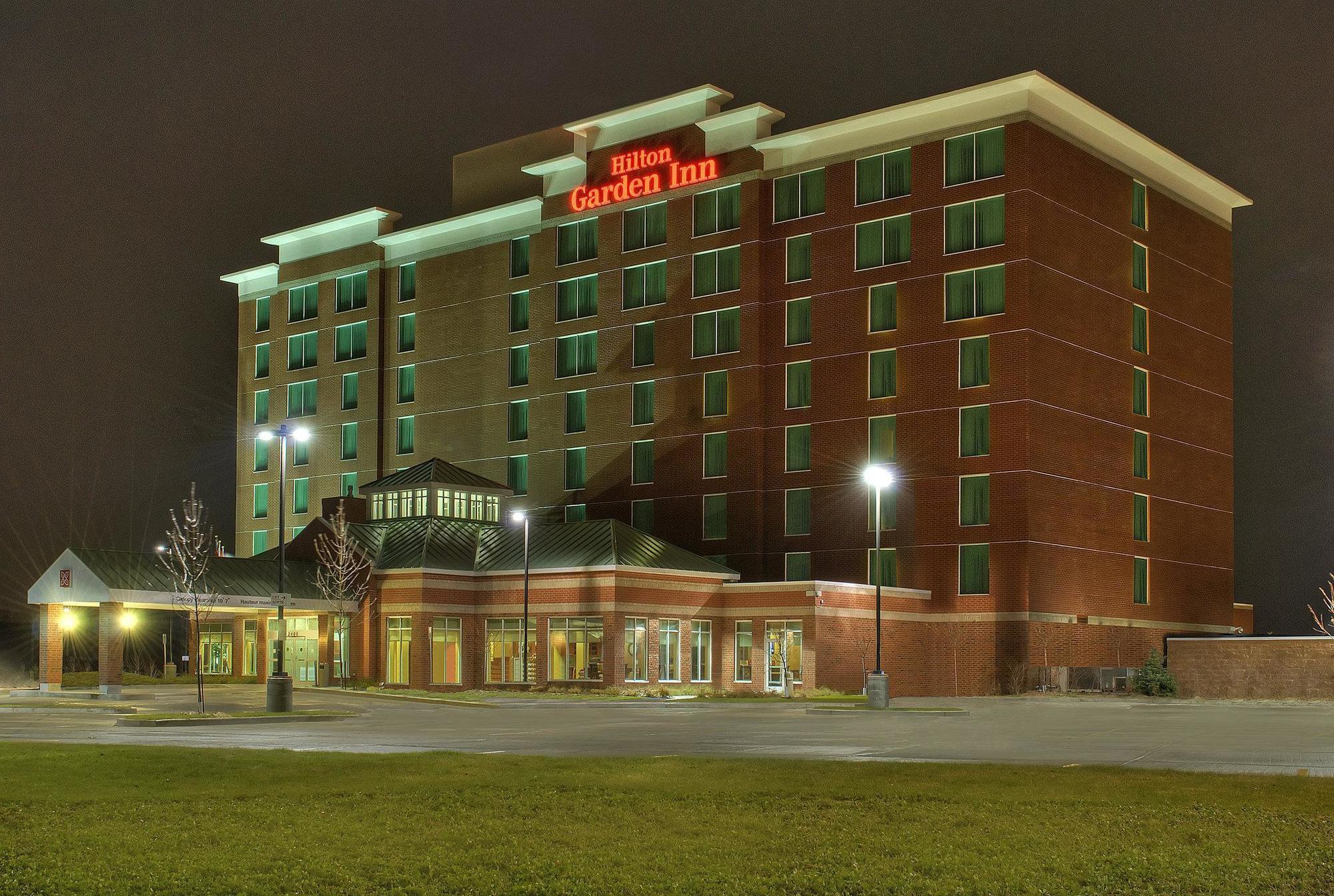 Hilton Garden Inn Ottawa Airport Exterior photo